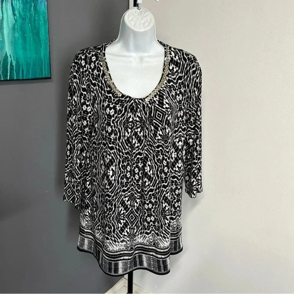 GLORIA VANDERBILT Women's Small Animal Print Slinky Top Embellished Stretch Sexy - Picture 1 of 13